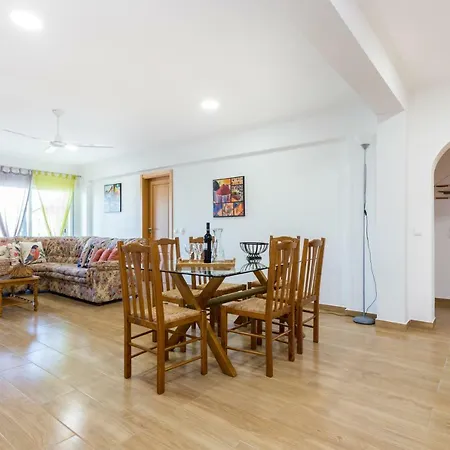 Edificio Rocha Vau Портиман