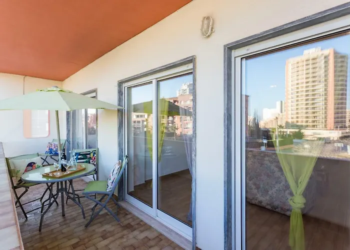 Edificio Rocha Vau Lägenhet Portimão